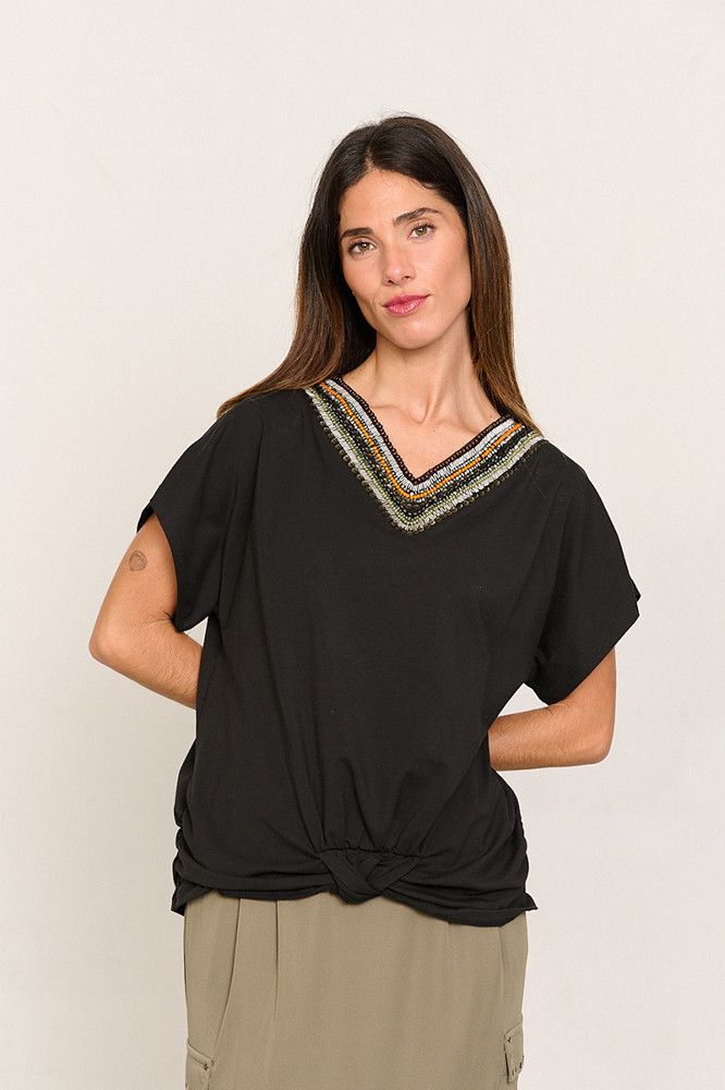 camiseta mujer cuello pico