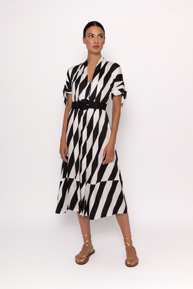 vestido midi con cinturón