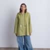 trench mujer bolsillos y capucha