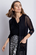 chaqueta-larga-tul-negra_4.jpg