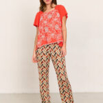 pantalon-pinzas-estampado_2.jpg