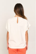 camiseta-pedrerias-cruda-_2.jpg
