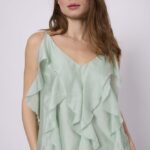 top-mujer-tirantes-volantes-verde-agua-cuello-pico-lopezientos.jpg