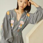vestido-mujer-largo-bordado-flores-gris.jpg