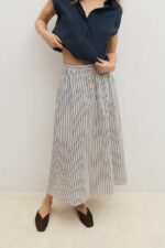 falda-riviera-rayas-azules-mod-ss26-eseoese-4adl.jpg