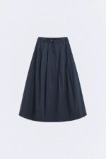 falda-giulia-sporty-azul-navy-silueteado-oi25-eseoeseadl.jpg