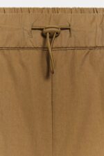 pantalon-bergman-tostado-marron-silueteado-ss26-eseoese-2adl.jpg