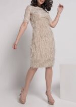 Vestido-mujer-escote-barco-manga-corta-organza-bordada-plumas-metalizadas-beige-lopezientos.jpg