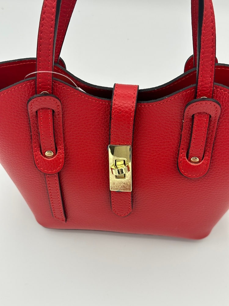 bolso-de-mujer-piel-rojo-liso.jpeg
