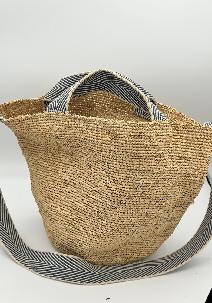 bolso-de-mujer-refia-natural-con-asa-beige.jpeg