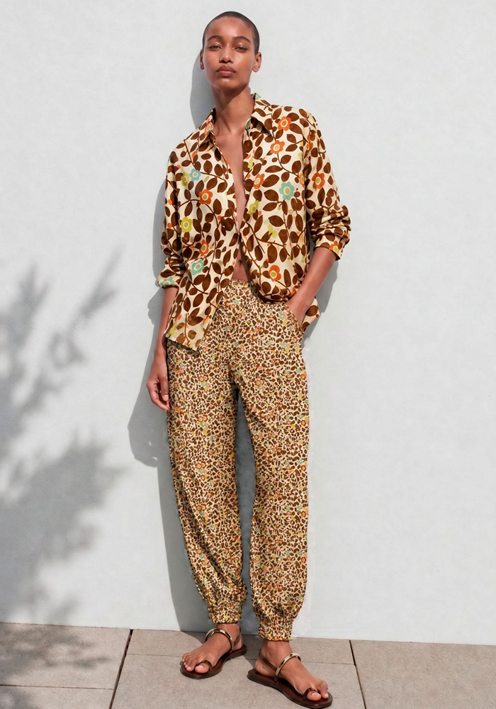 pantalon-mujer-estampado-dutti-ancho-parole-italy-cerezo.png
