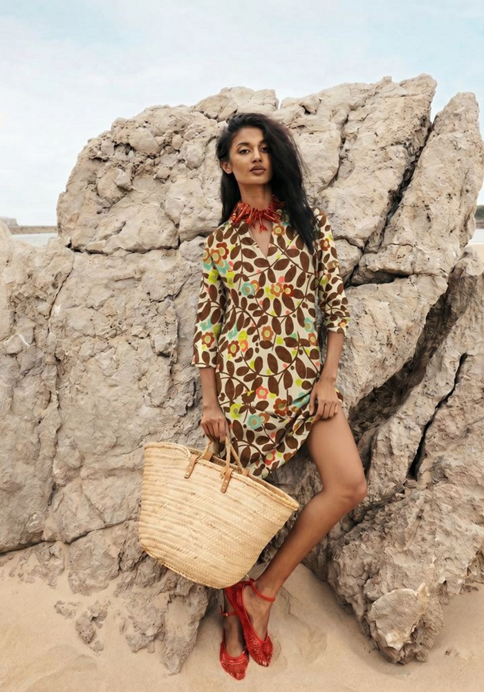 vestido-mujer-corto-fluido-estampado-cerezo-parole-italy-marron.png