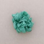 broche-flor-tela-verde.jpg