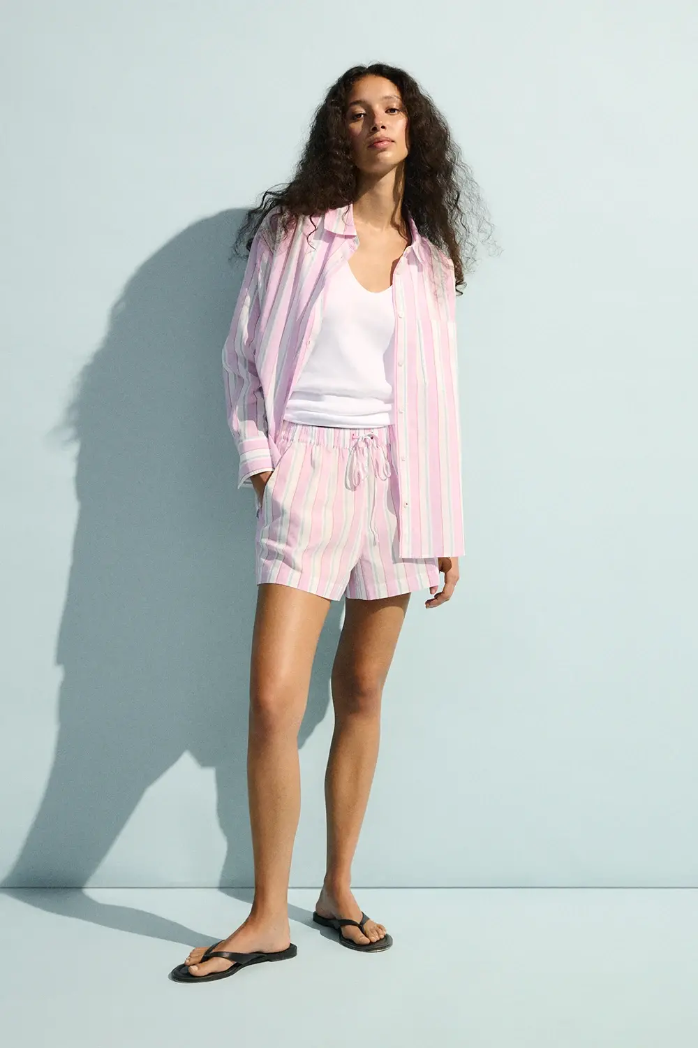 camisa-de-mujer-rayas-rosas-ese-o-ese.webp