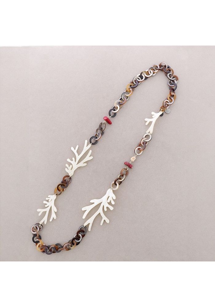 collar-largo-eslabones-corales-resina-blanco.jpg