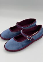 zapato-de-mujer-tipo-mry-jane-azul-terciopelo-lateral.jpeg