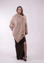 capa-abrigo-de-mujer-pelo-beige-complements-lopezientos.jpg