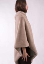 capa-abrigo-mujer-pelo-beige-complements-lopezientos.jpg