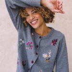 cardigan-de-mujer-bordado-floral-hongo-lopezientos.jpg