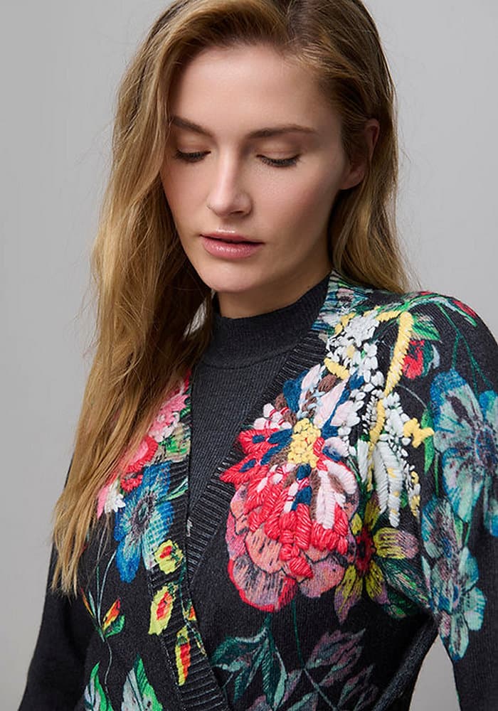 cardigan-de-mujer-chashmere-bordado-flores-aldo-martins-lopezientos.jpg