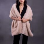 chal-de-mujer-fiesta-rosa-empolvada-lopezientos.jpg