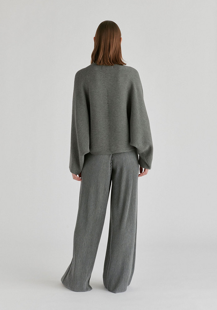 chaqueta-de-mujer-gris-oversize-canale-paisie-lopezientos.jpg