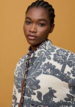 chaqueta-de-mujer-jacquard-floral-nata-azul-aldo-martins-lopezientos.jpg