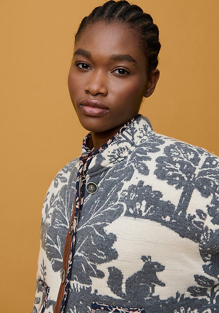 chaqueta-de-mujer-jacquard-floral-nata-azul-aldo-martins-lopezientos.jpg