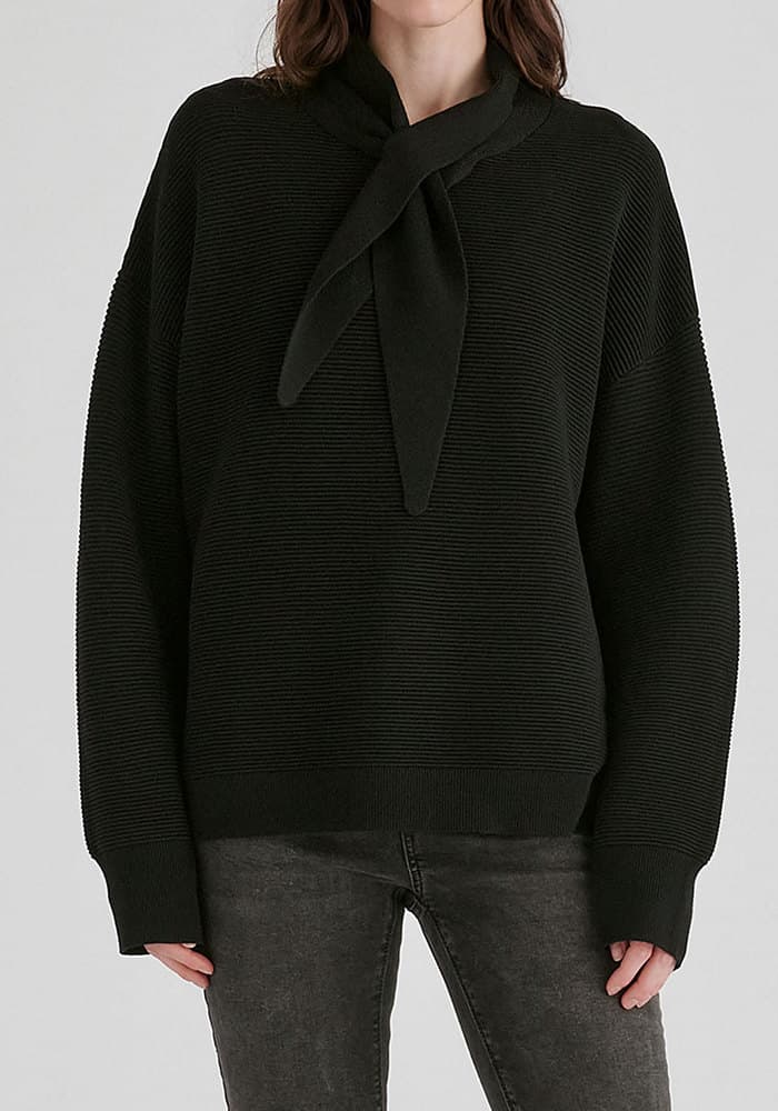 jersey-mujer-oversize-canale-cuello-lazo-negro-paisie-lopezientos.jpg
