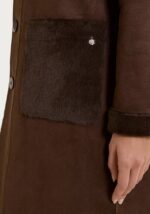 abrigo-mujer-largo-cuello-solapas-marron-reversible-lopezientos.jpg