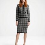 chaqueta-chanel-botones-punto-negro-lopezientos.jpg