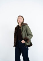 chaqueta-de-mujer-kaki-con-pelo-animal-print-hongo-lopezientos.jpg