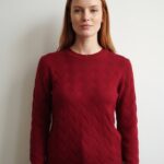 jersey-cuello-perkins-relieve-rojo-lopezientos.jpg