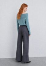jersey-de-mujer-cuello-barco-con-vuelta-azul-agia-influencer-lopezientos.jpg