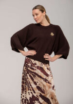 jersey-de-mujer-cuello-redondo-manga-nurcielago-chocolate-soet-lopezientos.jpg
