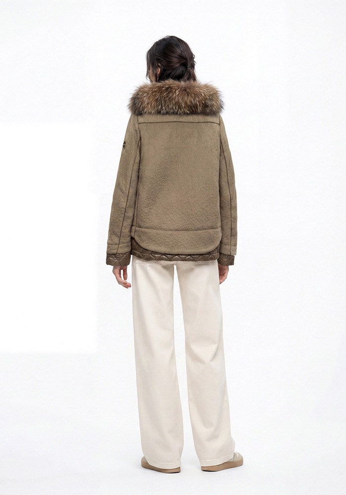 plumas-mujer-acolchado-antelina-vega-beige-donjaz-lopezientos.jpg
